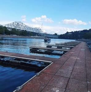 Meet your Posher, Manases